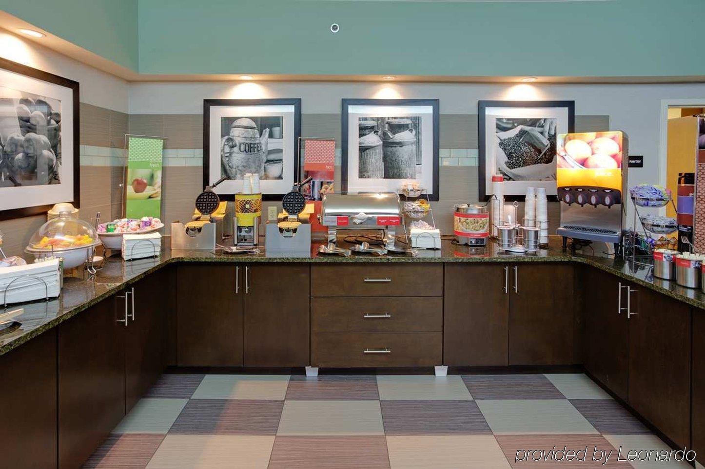 Hotel Hampton 3*